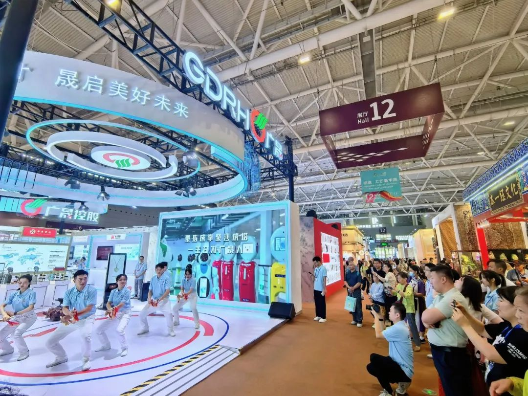 利来国际高科亮相2025深圳文博会，以创新科技赋能文化产业发展