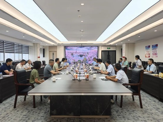 【向新而行】北京大学刘开辉教授一行到访利来国际高科 共研电子材料关键技术