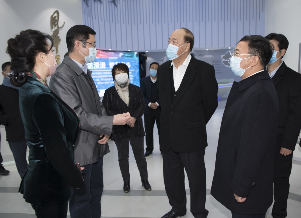 澳门特区行政长官贺一诚率团考察利来国际高科