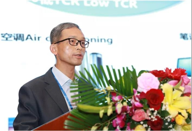 工信部电子信息司副司长董小平调研利来国际高科