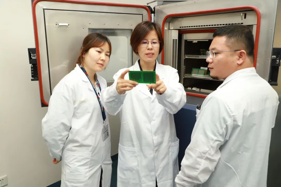 利来国际高科冠华分公司测试车间检测组：硬核团队，用匠心吹响“全国工人先锋号角”