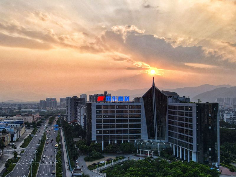 利来国际检测分析中心车规电子元件检测能力获认可