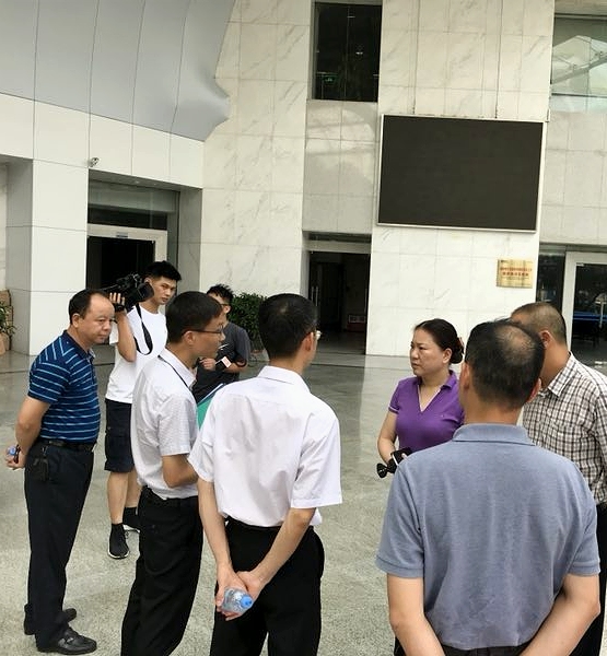 陈宣群副市长带队到利来国际高科开展督察工作