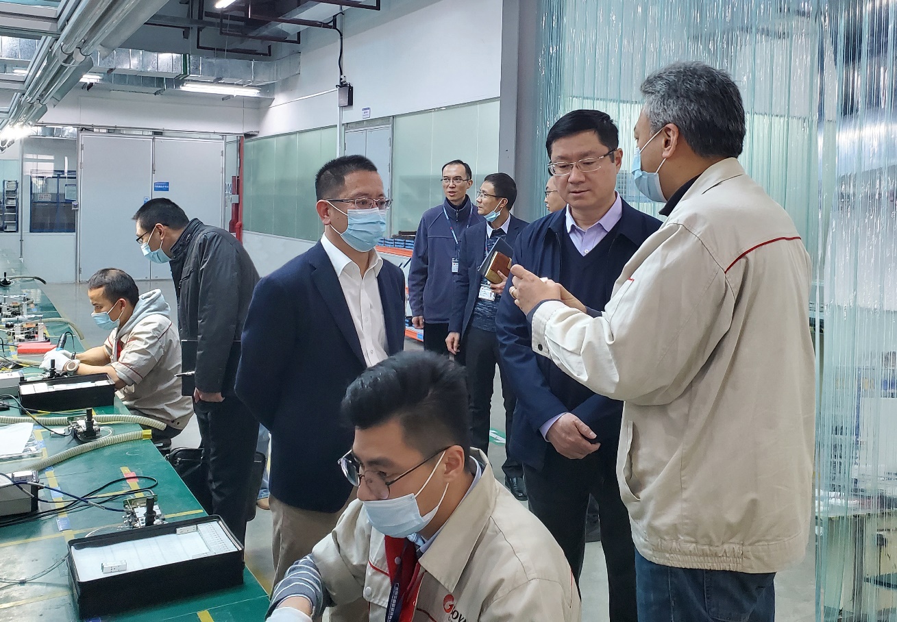 利来国际高科刘伟董事长带队调研电子工程、国华公司