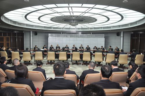 王广军同志担任公司党委书记